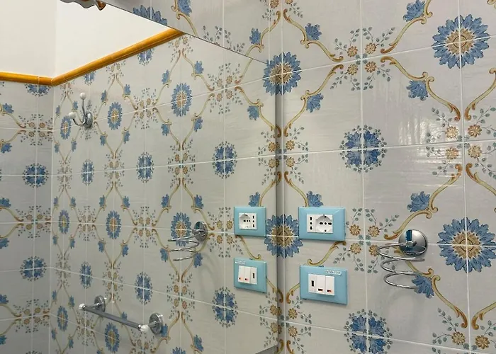 Casa Fiorellina -positano Appartamento *