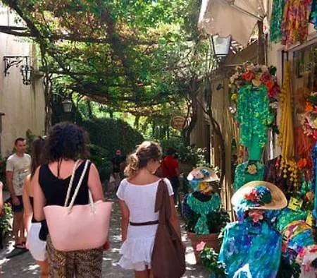 Casa Fiorellina -positano Апартаменти